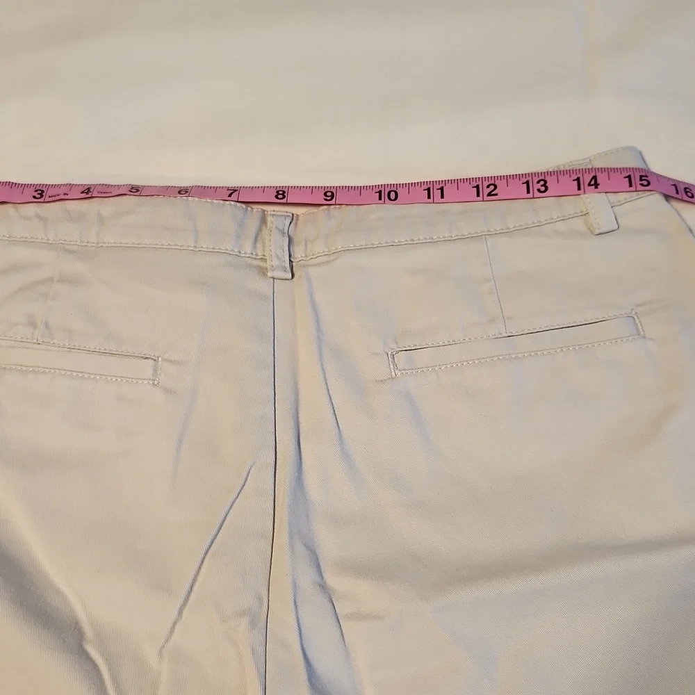 Eddie Bauer women's shorts. - Picture 4 of 6